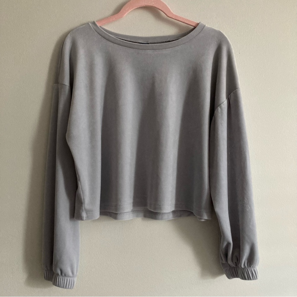 3/$35 OLD NAVY silver crop top